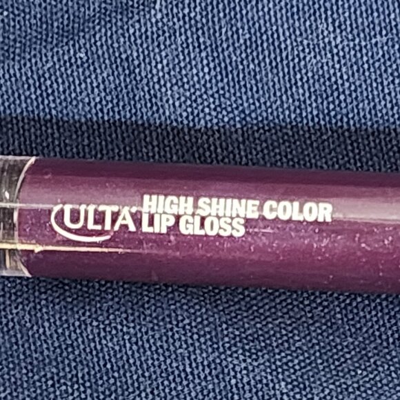 Ulta Beauty High Shine Color Lip Gloss in Shade Zelda 5.3mL 4.6g - Picture 2 of 16